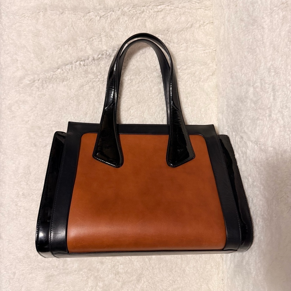 Bally Black and Tan Shoulder Bag - Picture 13 of 16